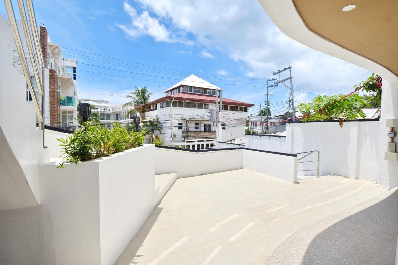 Blue Suites Boracay Balabag  المظهر الخارجي الصورة
